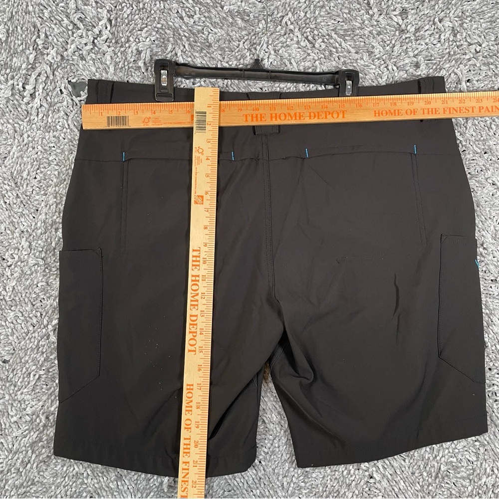 Amazon Employee Cargo Shorts Men’s Size XL Authentic Employee Workwear Utility - Picture 4 of 6